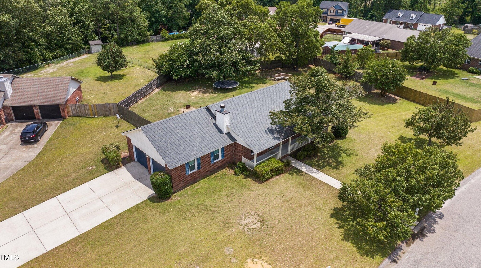 118 Finch Rd, Fayetteville NC  28306-8243 exterior