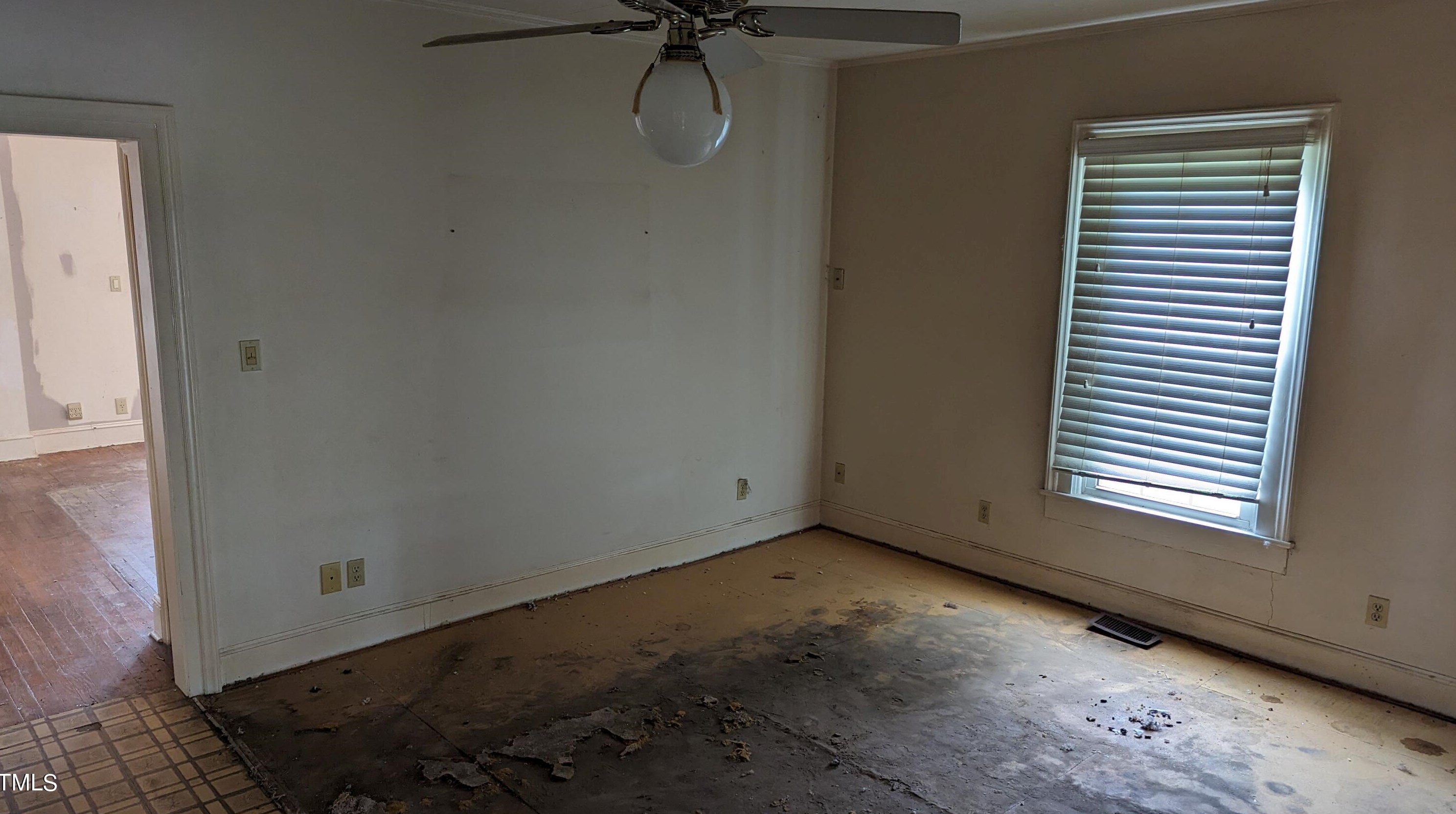 232 Marshall St, Graham NC 27253-2320 exterior