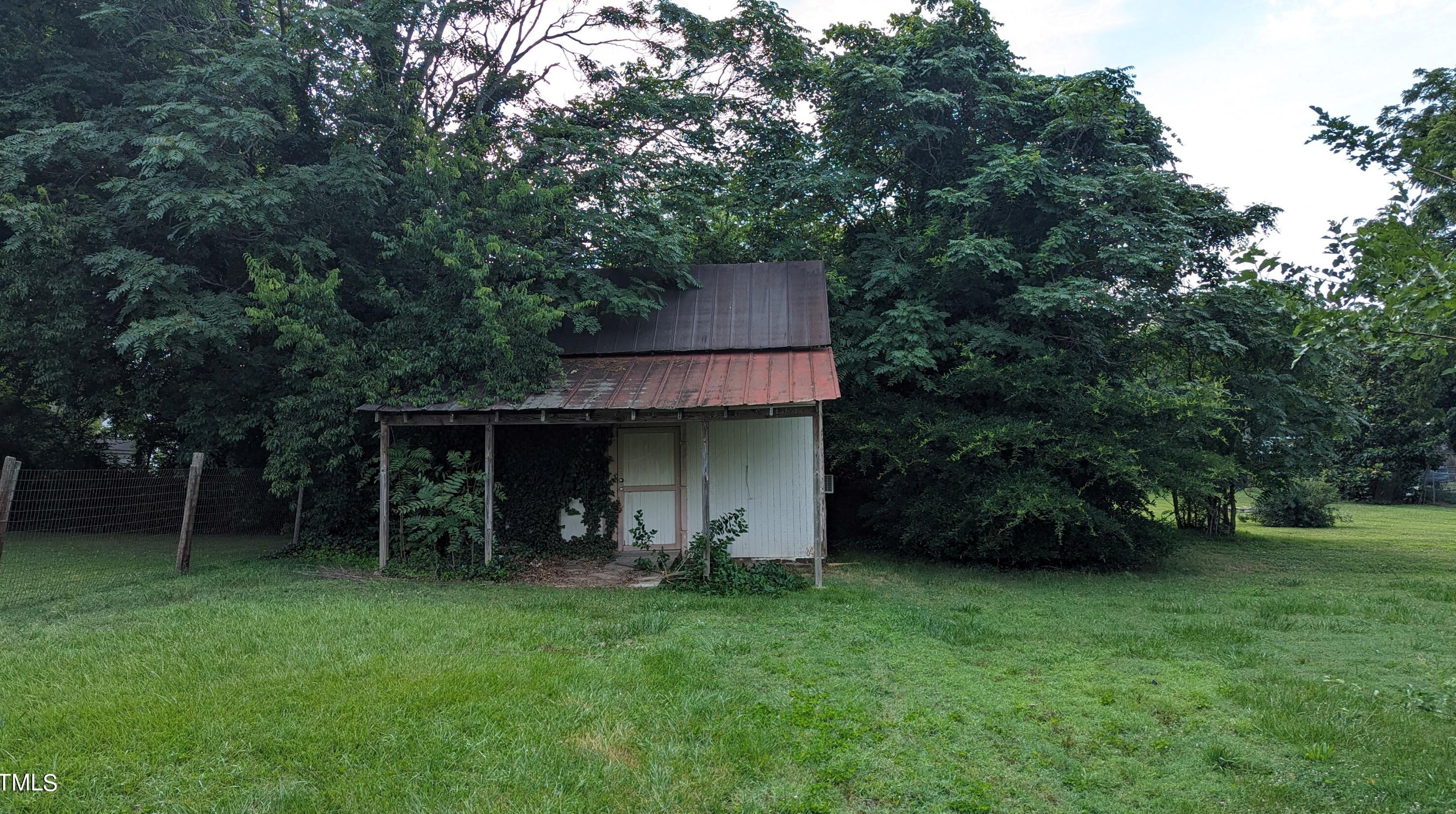 232 Marshall St, Graham NC 27253-2320 exterior