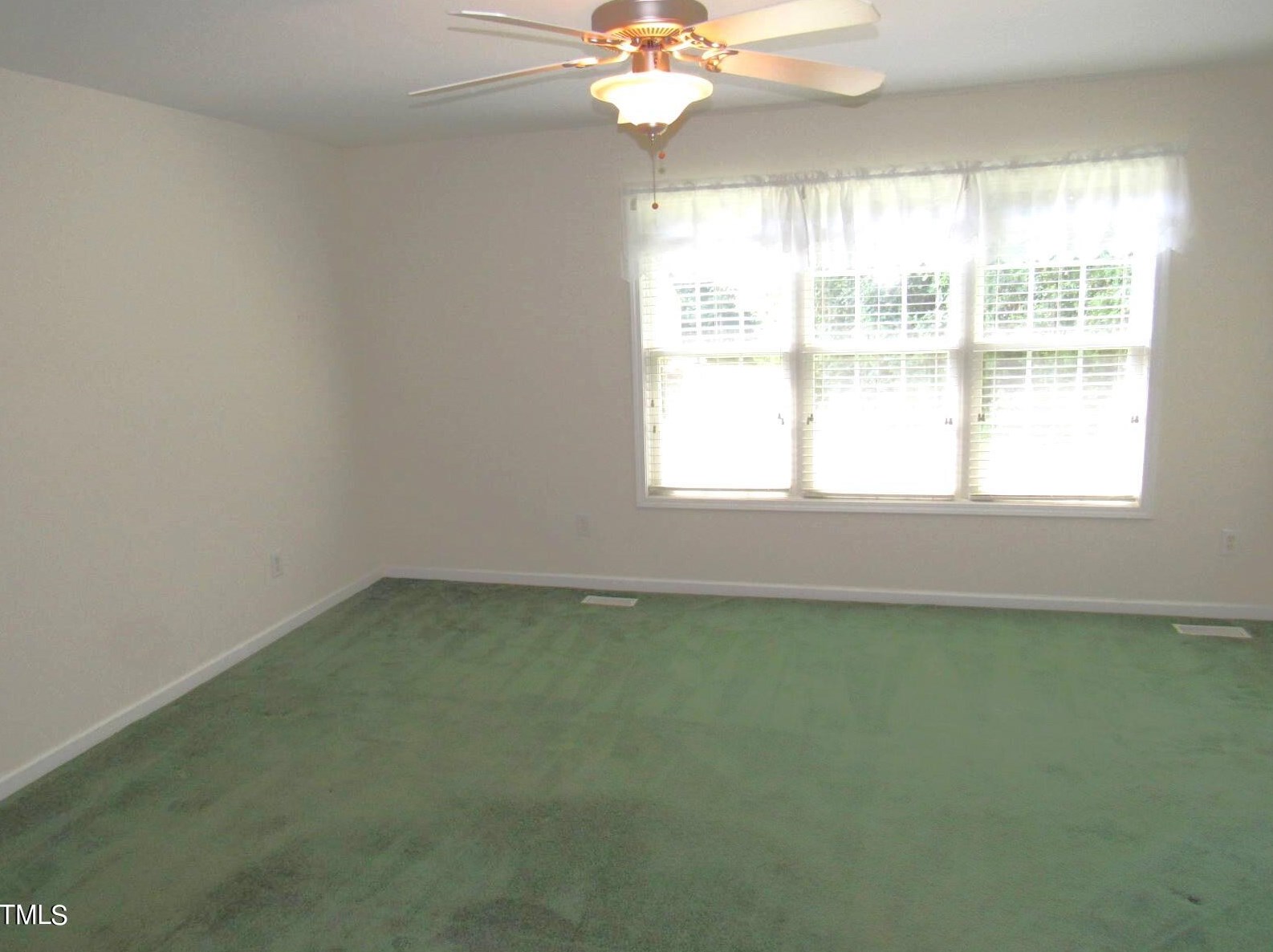 3639 Ashton Glen Ln, Oxford NC 27565-9540 exterior