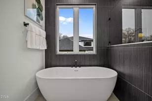 861 Wimbleton Dr, Raleigh, NC 27609 - Photo 27