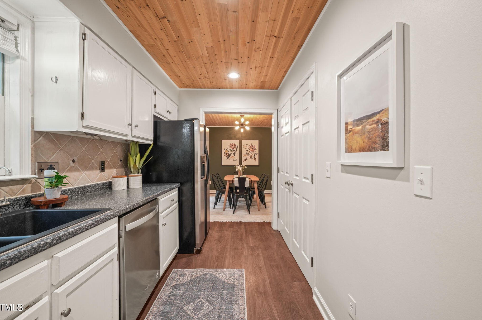 3211 Lassiter St, Durham NC  27707-3879 exterior