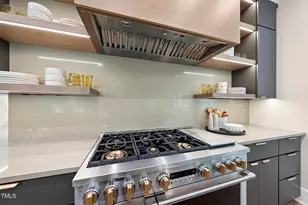 4123 Rockingham Dr, Raleigh, NC 27609 - Photo 7