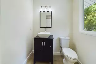 421 E Fifteenth St, Winston-Salem, NC 27105 - Photo 9
