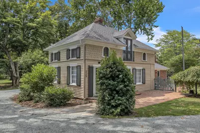 225 E Corbin Street, Hillsborough, NC 27278 - Photo 1