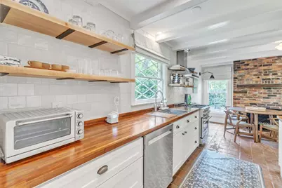 225 E Corbin Street, Hillsborough, NC 27278 - Photo 9