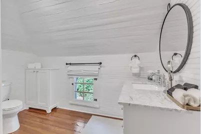 225 E Corbin Street, Hillsborough, NC 27278 - Photo 33