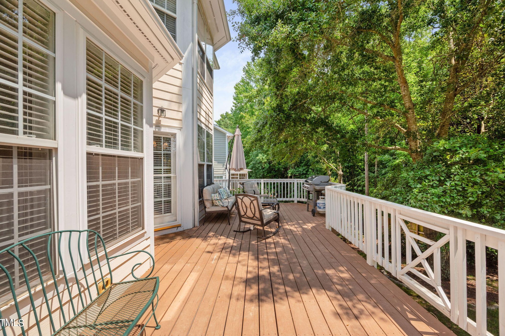 1728 Wysong Ct, Raleigh NC  27612-6443 exterior