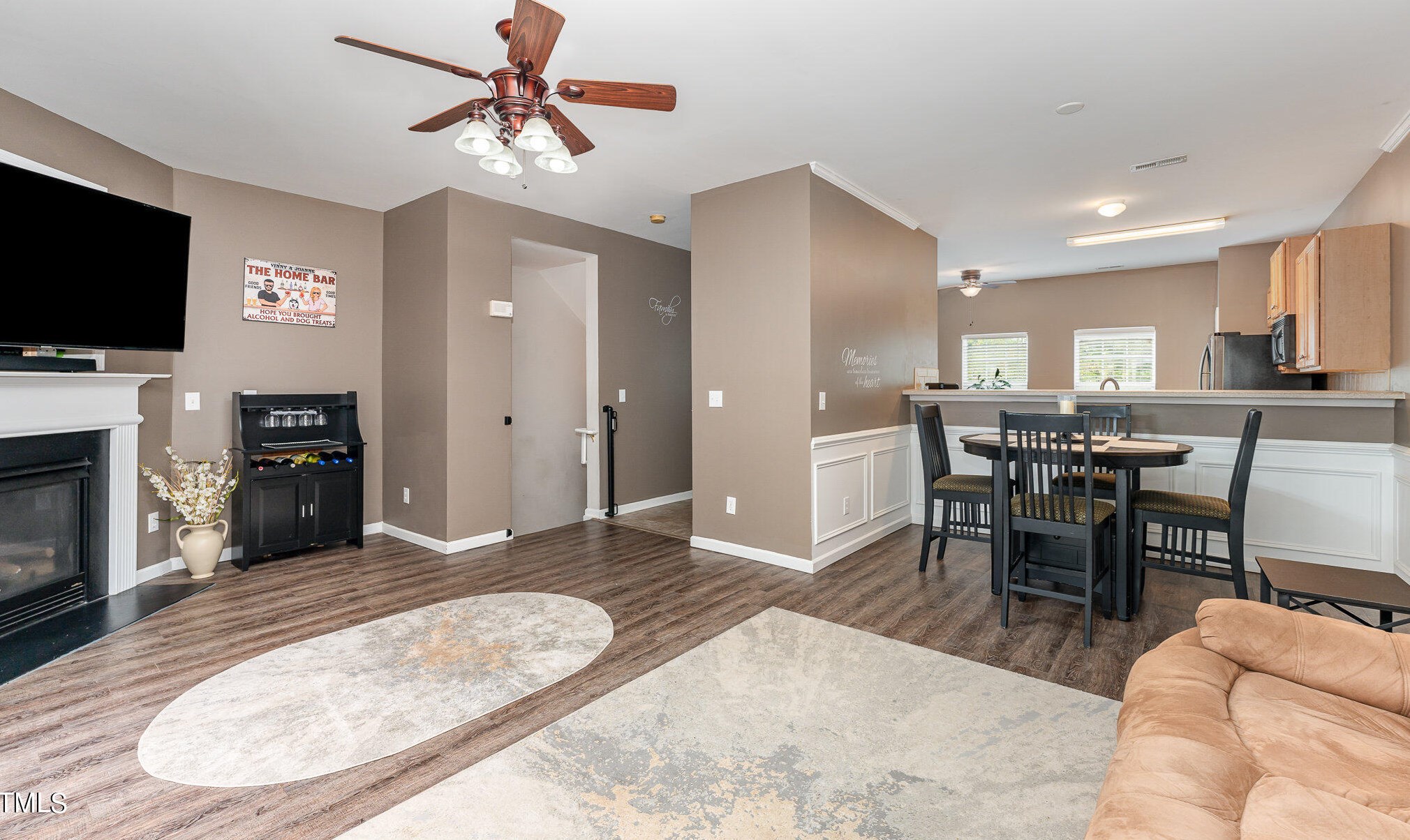 905 Straywhite Ave, Apex NC 27539-9007 exterior