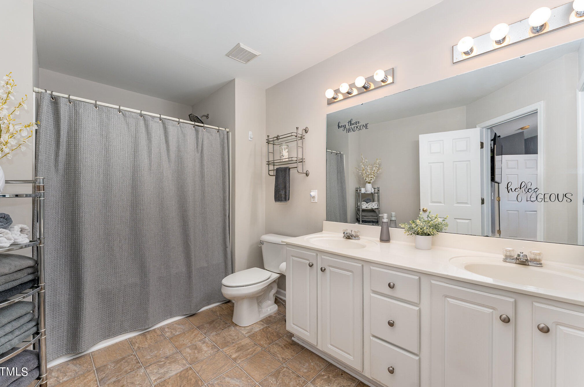 905 Straywhite Ave, Apex NC 27539-9007 exterior