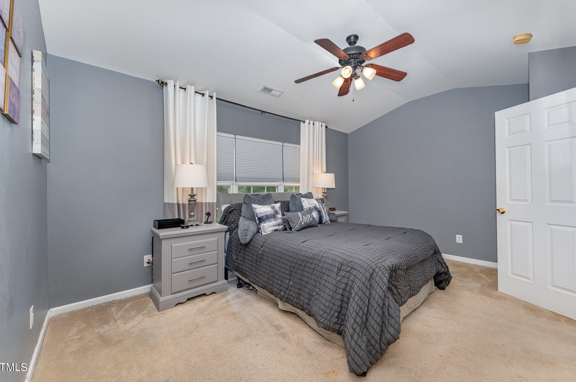 905 Straywhite Ave, Apex NC 27539-9007 exterior