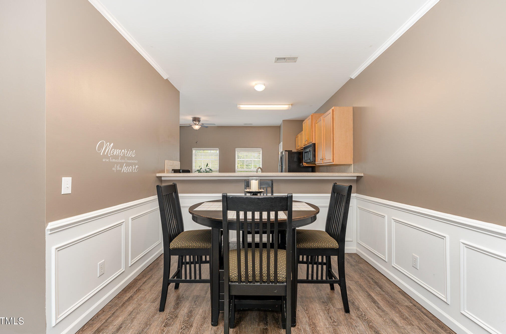 905 Straywhite Ave, Apex NC 27539-9007 exterior