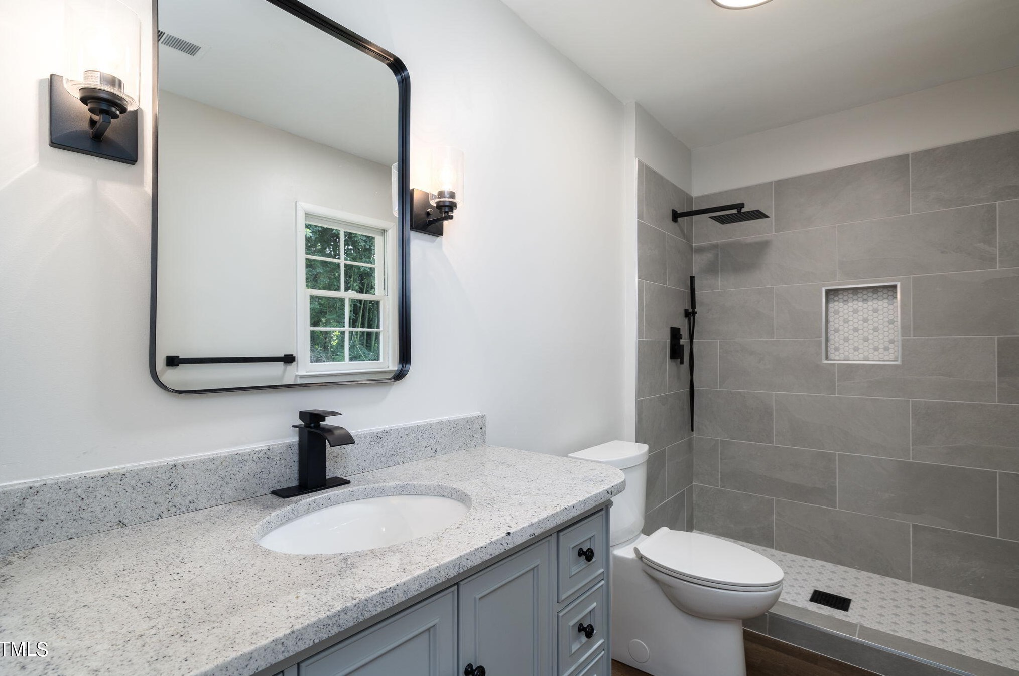 1310 Cedrow Dr, High Point NC  27260-3702 exterior