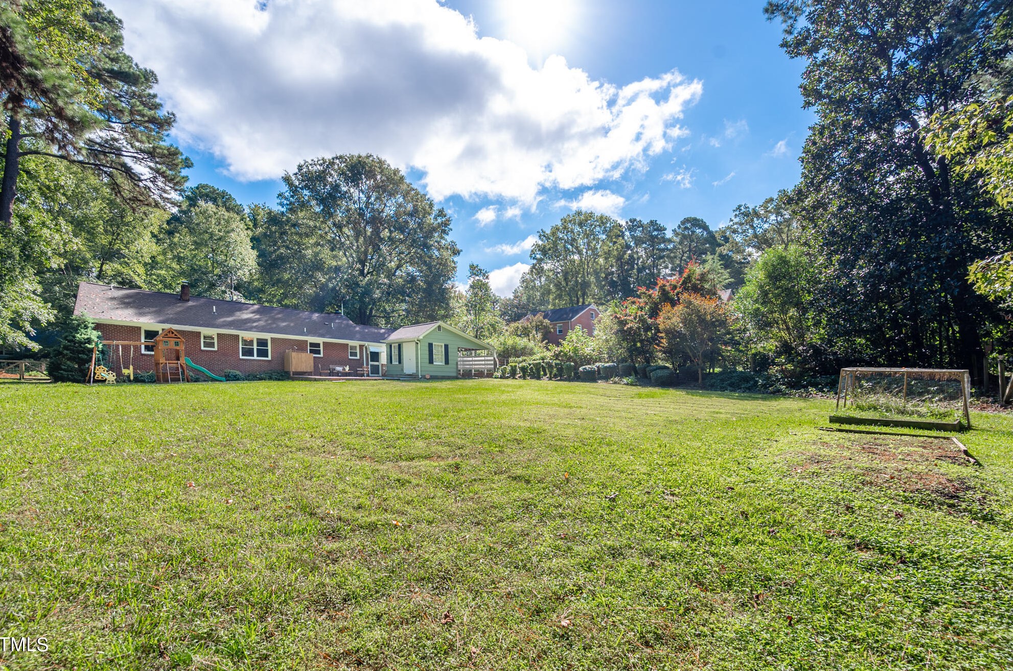 1605 Albany St, Durham NC 27705-3131 exterior