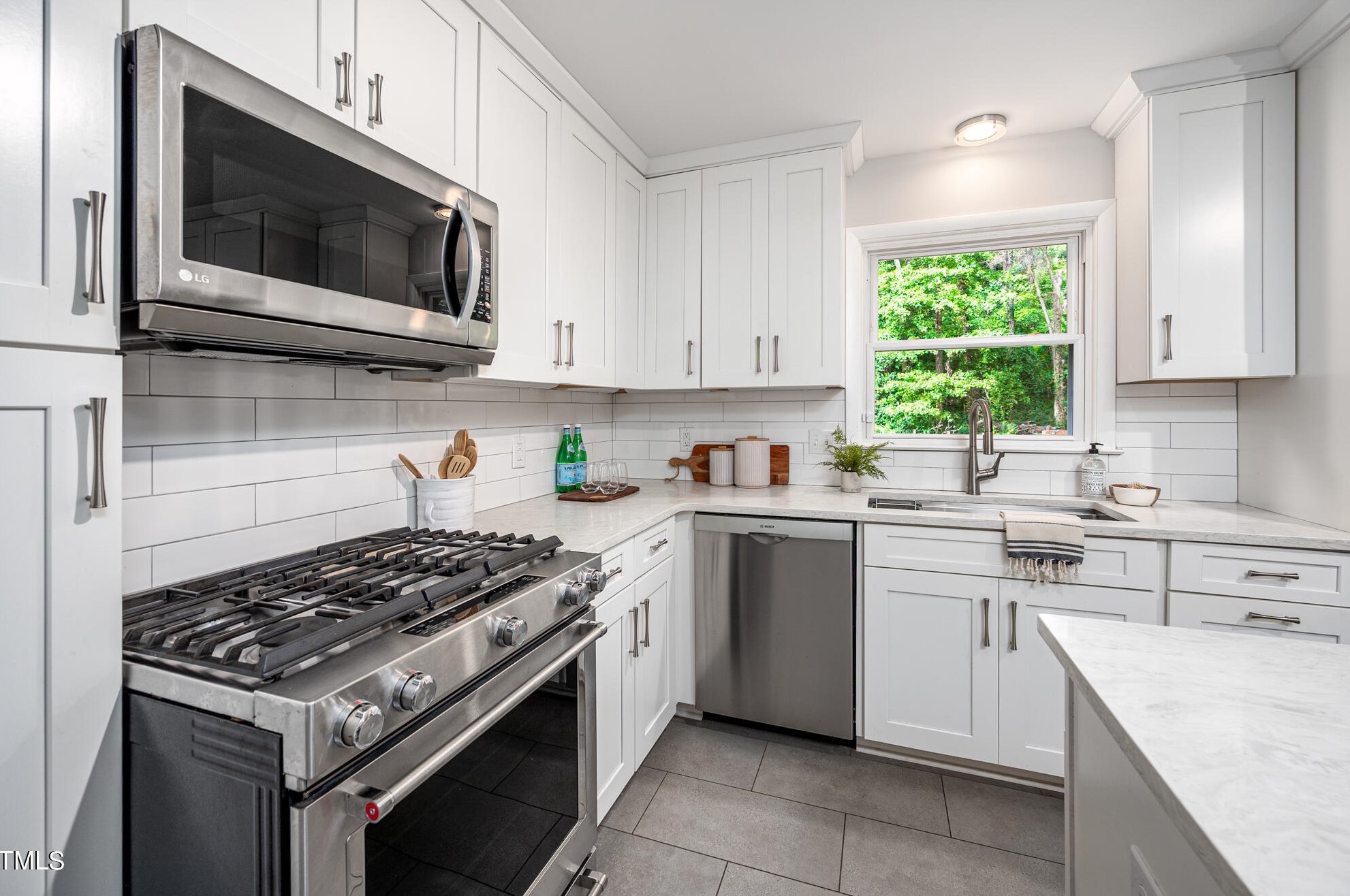 1605 Albany St, Durham NC 27705-3131 exterior