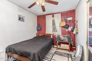 803 Holloman St, Mount Olive, NC 28365 - Photo 15