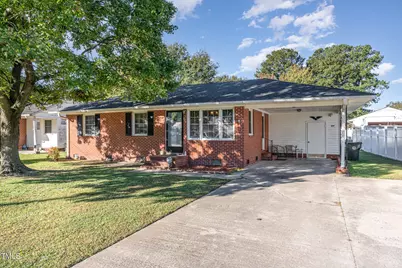 803 Holloman Street, Mount Olive, NC 28365 - Photo 3