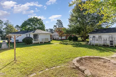 803 Holloman Street, Mount Olive, NC 28365 - Photo 21