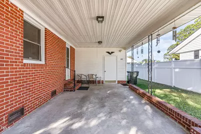 803 Holloman Street, Mount Olive, NC 28365 - Photo 5