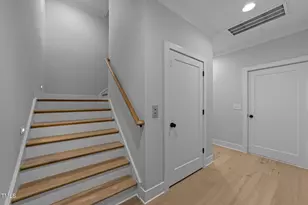 811 Maple Berry Ln, Raleigh, NC 27607 - Photo 7