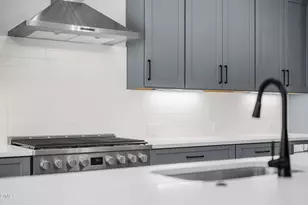 811 Maple Berry Ln, Raleigh, NC 27607 - Photo 9