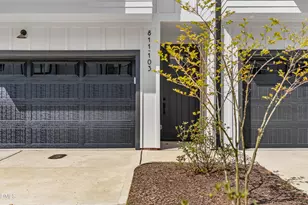 811 Maple Berry Ln, Raleigh, NC 27607 - Photo 3