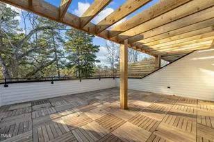 811 Maple Berry Ln, Raleigh, NC 27607 - Photo 37