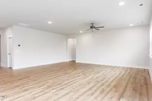 490 Barbour Farm Ln, Four Oaks, NC 27524 - Photo 9