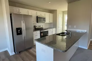 29 Pate Lndg Dr, Selma, NC 27576 - Photo 3