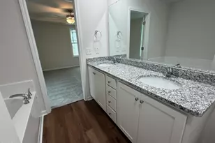 130 Tulipfield Wy, Benson, NC 27504 - Photo 11