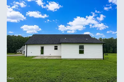 130 Tulipfield Way, Benson, NC 27504 - Photo 17