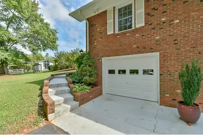 304 Homestead Rd. Road, Chapel Hill, NC 27516 - Photo 5