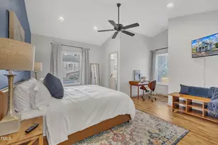 810 Brooklyn St, Raleigh, NC 27605 - Photo 47