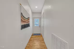 810 Brooklyn St, Raleigh, NC 27605 - Photo 45