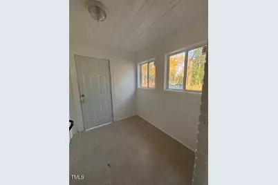 201 W Highland Avenue, Kinston, NC 28501 - Photo 5