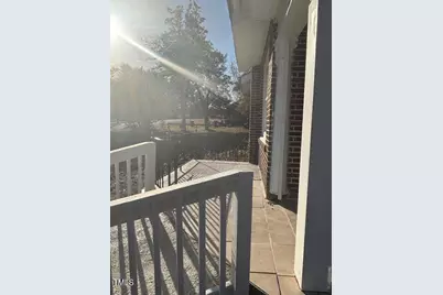 201 W Highland Avenue, Kinston, NC 28501 - Photo 3