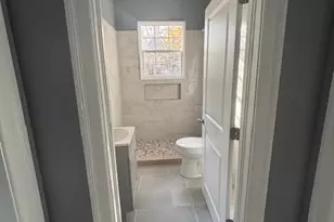 201 W Highland Ave, Kinston, NC 28501 - Photo 17