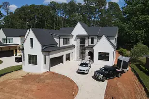 4112 Rockingham Dr, Raleigh, NC 27609 - Photo 1