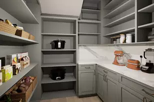 4112 Rockingham Dr, Raleigh, NC 27609 - Photo 19