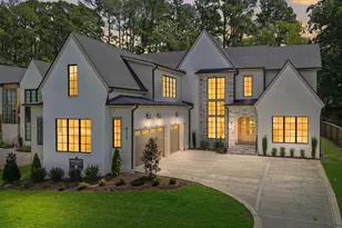 4112 Rockingham Dr, Raleigh, NC 27609 - Photo 1