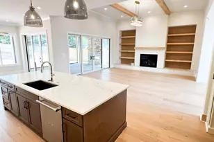 4112 Rockingham Dr, Raleigh, NC 27609 - Photo 9