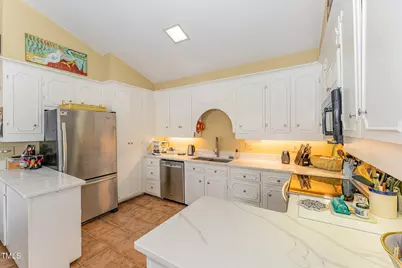 110 E Orange Street, Hillsborough, NC 27278 - Photo 13