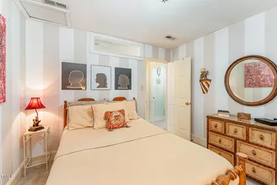 110 E Orange Street, Hillsborough, NC 27278 - Photo 19