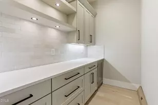 403 Carolyn Ct, Cary, NC 27511 - Photo 59