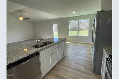 52 Faucette Drive, Selma, NC 27576 - Photo 5