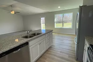 52 Faucette Dr, Selma, NC 27576 - Photo 5