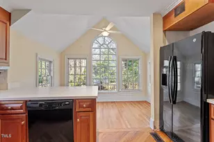 806 E Franklin St, Chapel Hill, NC 27514 - Photo 9