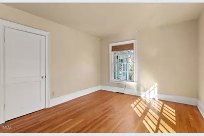 806 E Franklin Street, Chapel Hill, NC 27514 - Photo 27