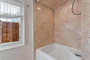 806 E Franklin St, Chapel Hill, NC 27514 - Photo 33