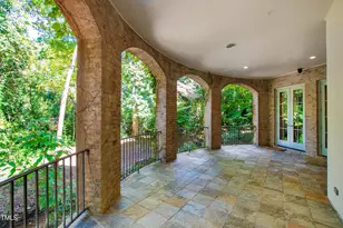 2658 Davis St, Raleigh, NC 27608 - Photo 79